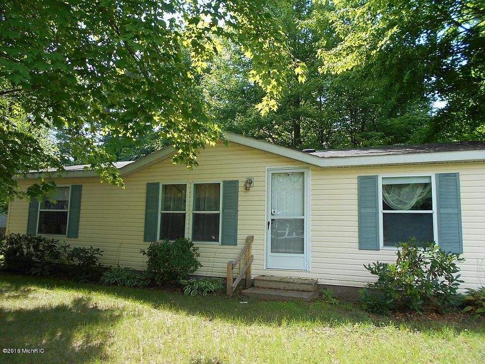 1st image of 67593 N Ridgewood Dr