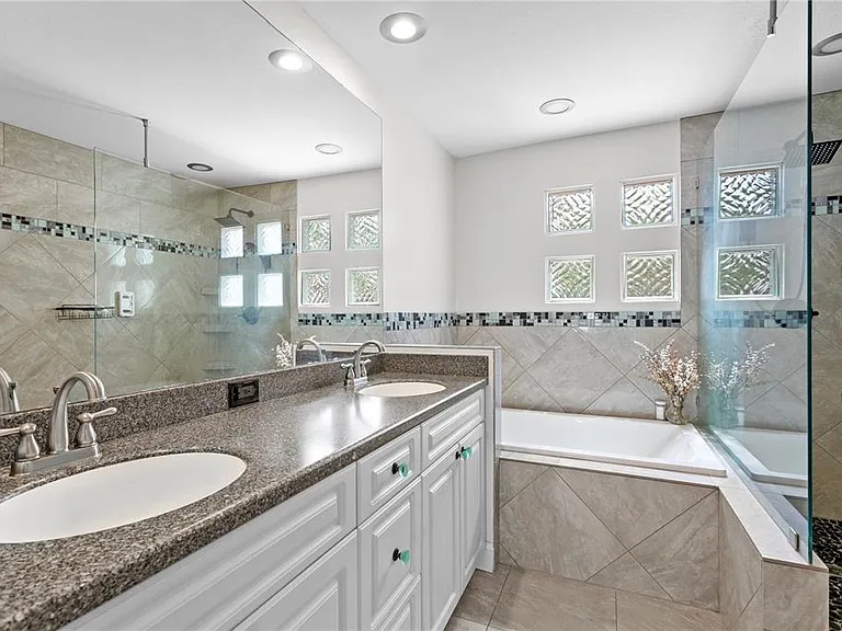 1114 Shipwatch Cir — Photo 39
