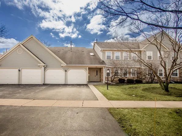 208 Dublin Ln, Schaumburg, IL