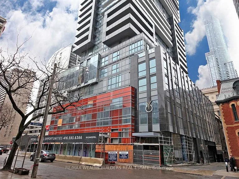 7 Grenville St #1108 — Photo 23