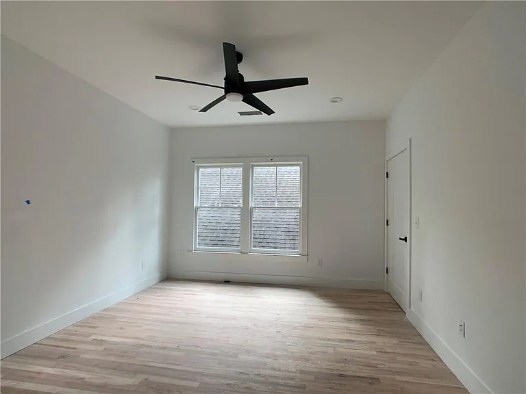 556 Seal Pl NE #B — Photo 16