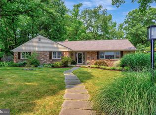 2001 Dogwood Ln, Wilmington, DE 19810