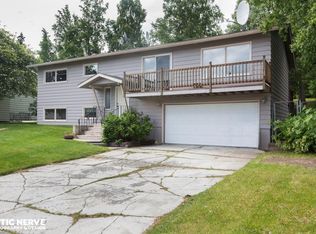 7640 Ascot St, Anchorage, AK 99502