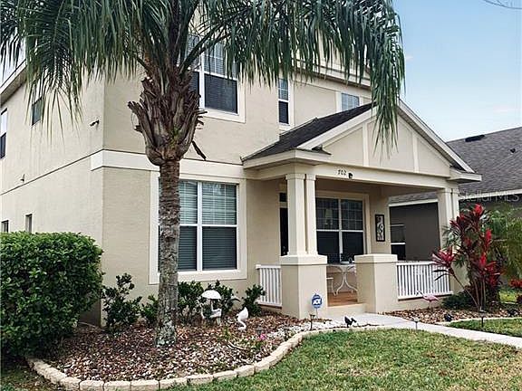 3rd image of 702 Lake Tarpon Way