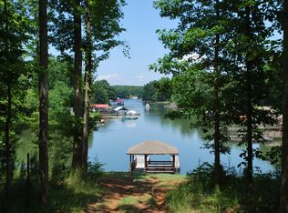 12 Kingfisher Ct #12, Denver, NC 28037