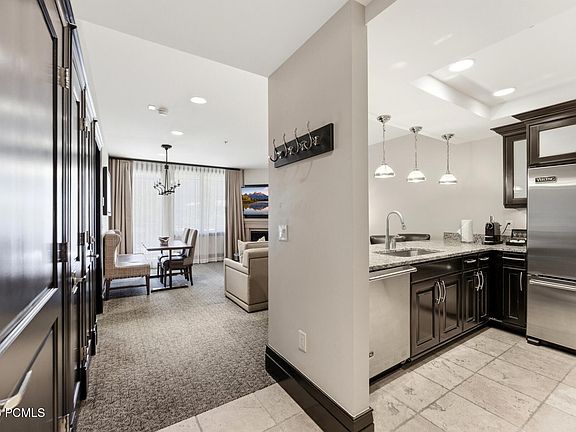 5th image of 2100 W Frostwood Blvd #4128
