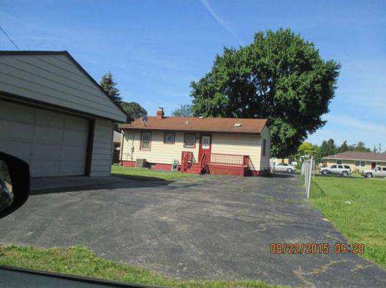 2nd image of 14411 Palmer Ave