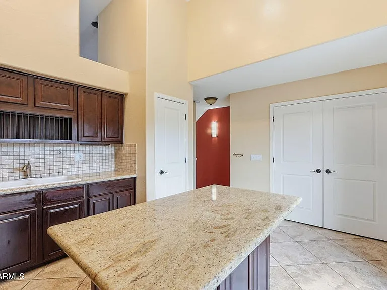 330 S Farmer Ave #126 — Photo 8