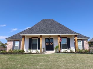 311 Donna Ln, Stonewall, LA 71078