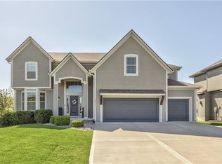 22611 W 62nd St, Shawnee, KS 66226