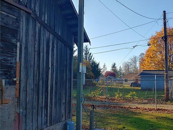 5th image of 415 Kearney St