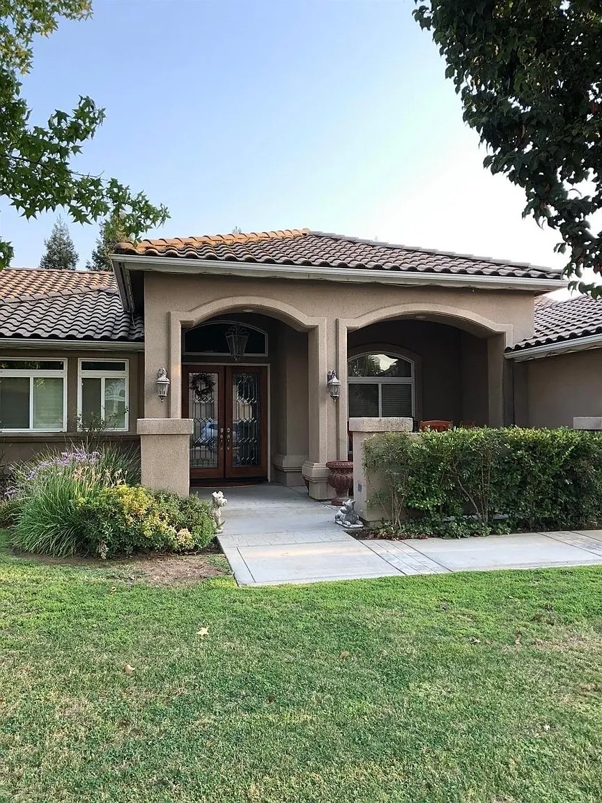 3118 Fairfield Way photo 1