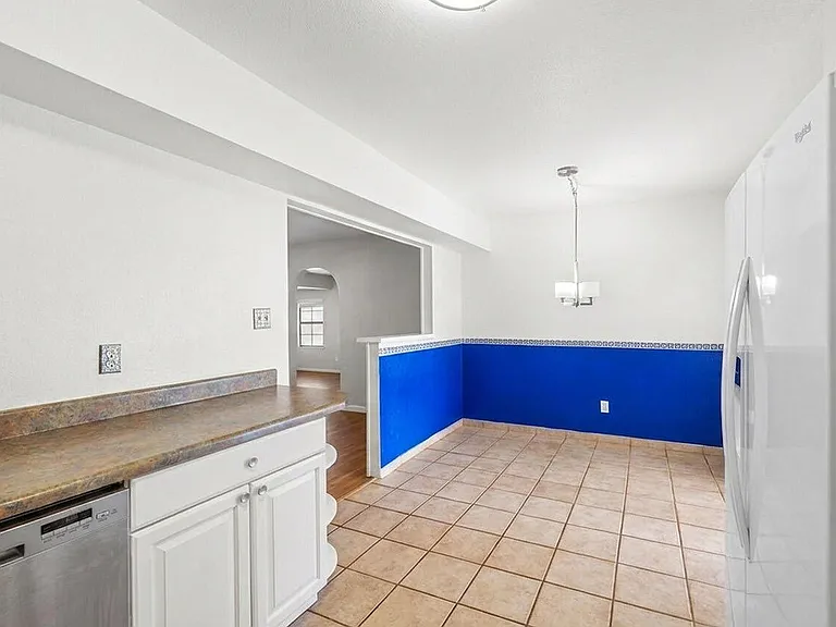 4712 Delamar Ave NE — Photo 15