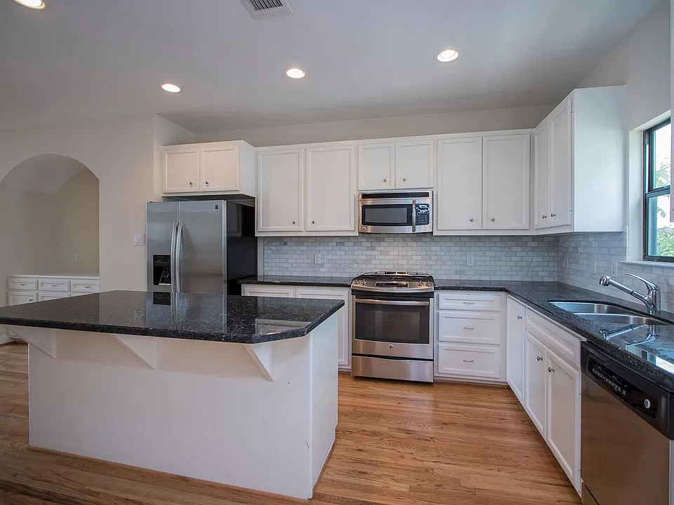 Beautiful stone backsplash