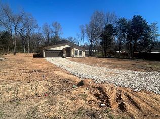 228 W Fm 27, Fairfield, TX 75840