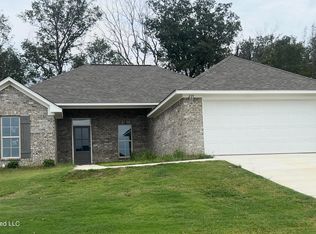 235 Hemingway Cir, Canton, MS 39046
