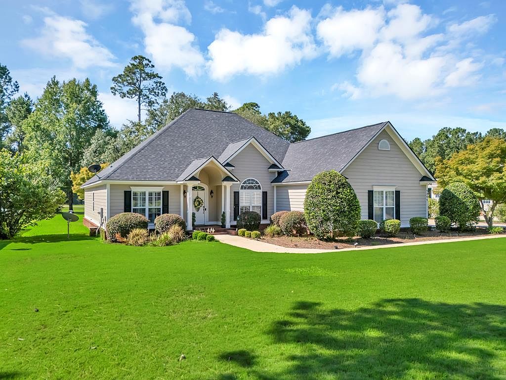 1711 River Pointe Dr