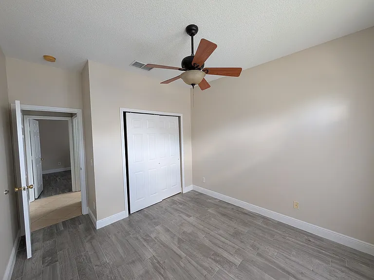 1807 White Heron Bay Cir — Photo 13