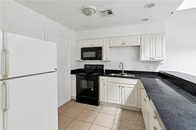 1123 Hillary St — Photo 6