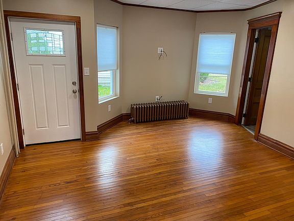 5th image of 91 3rd St #3
