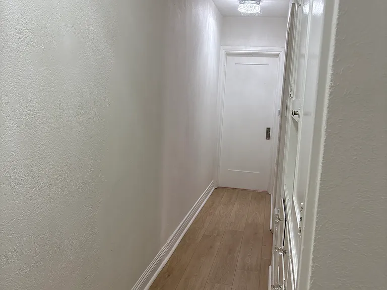 2828 W Avenue 30 — Photo 9