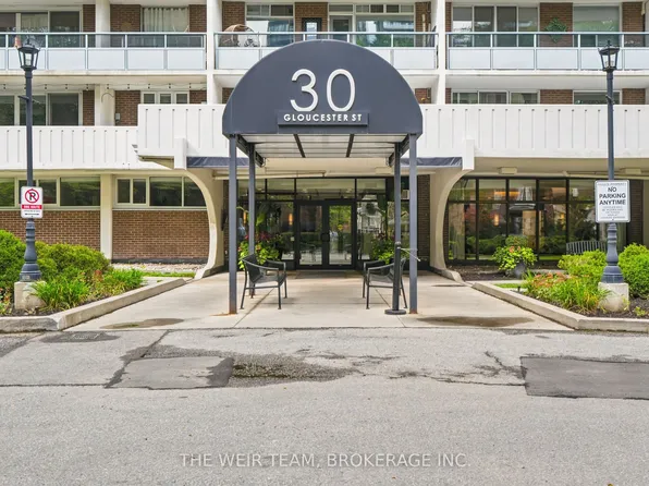 30 Gloucester St #2110, Toronto, ON M4Y 1L6