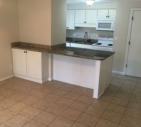 2nd image of 2627 Nipigon Ave E