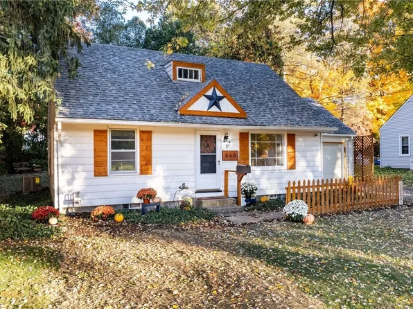 640 N Howard Ave, Salem, OH 44460