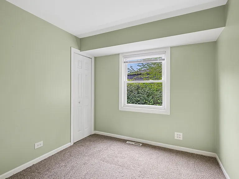 357 Council Trl — Photo 6