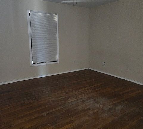 4th image of 5017 Orien St