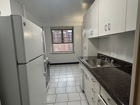 3rd image of 182-04 64th Ave #9D