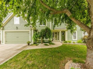 1121 Redwood Pl, Liberty, MO 64068