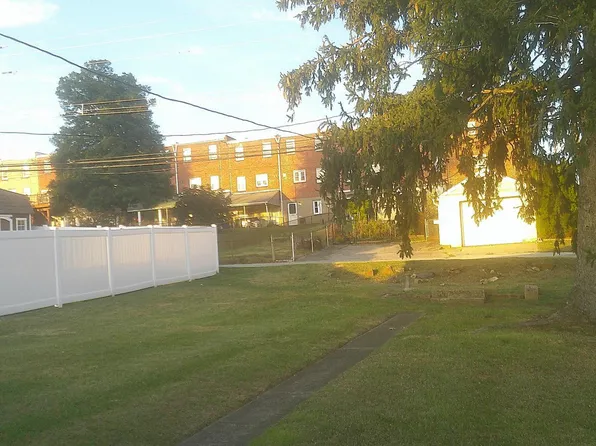 800 Jones St, Conshohocken, PA 19428