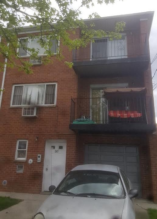1st image of 247 Longstreet Ave #1
