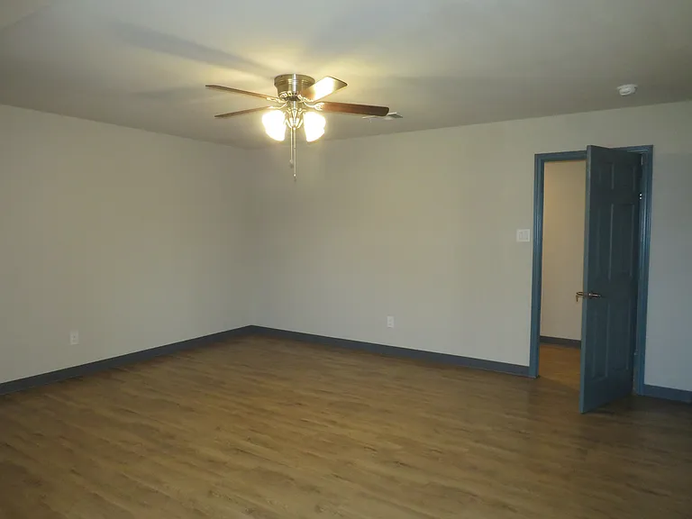 12069 Joyce Ln — Photo 18