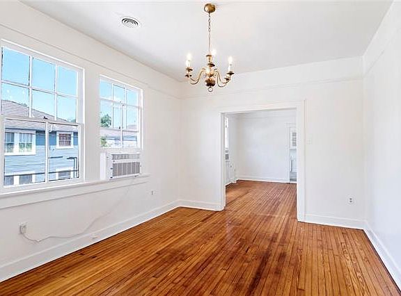 3rd image of 2843 Pine St