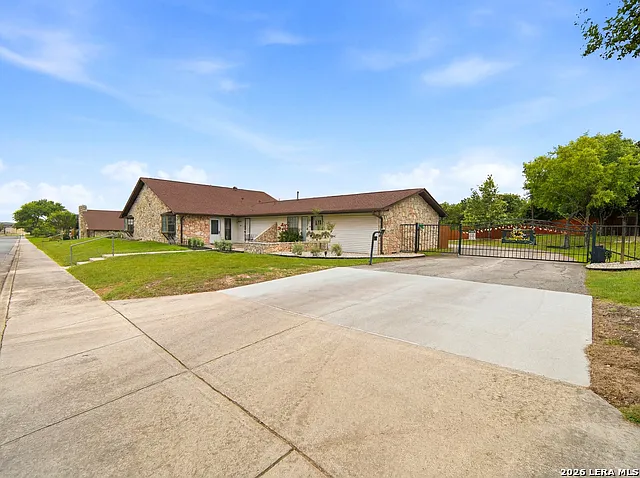 515 Oak Park Dr #515