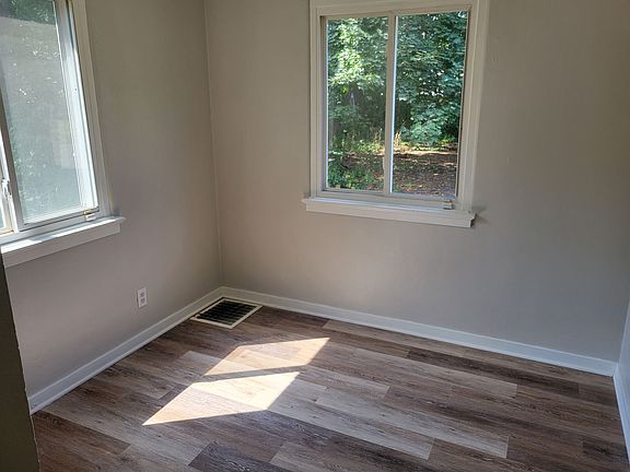 5th image of 2549 Dewey Ave #49-41