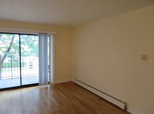 6001 Marshall Ave UNIT 8, Chicago Ridge, IL 60415