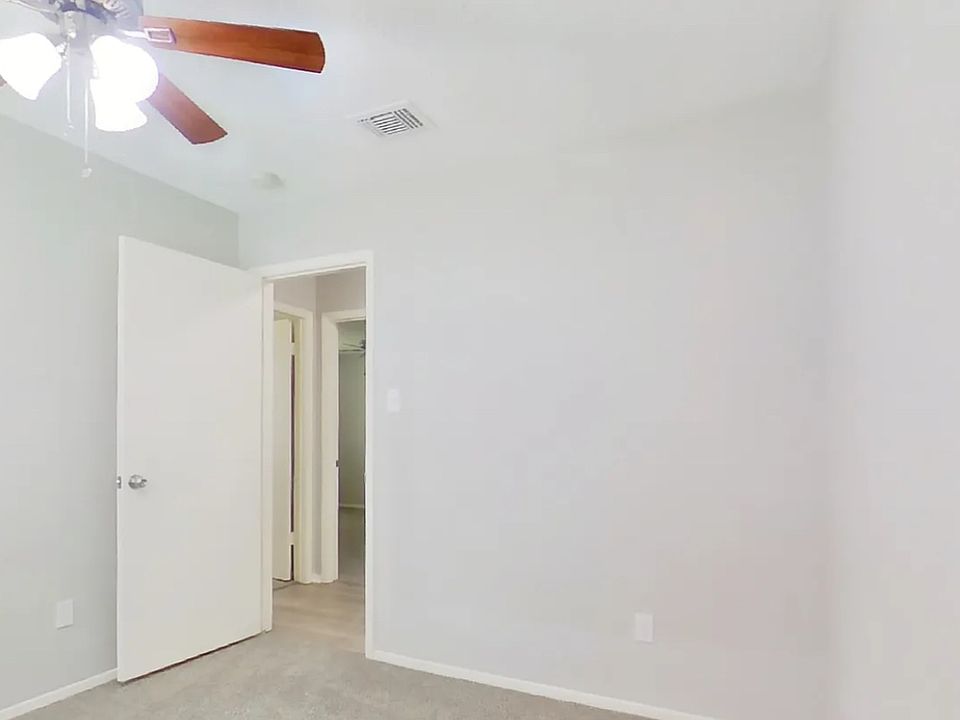 1st image of 1404 NW 58th Ave