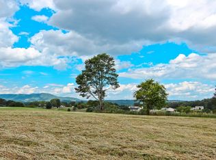 Amaryllis Rd, Newport, TN 37821