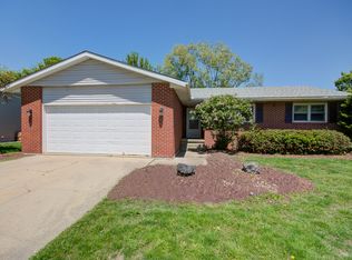 1354 Georgetown Dr, Bourbonnais, IL 60914