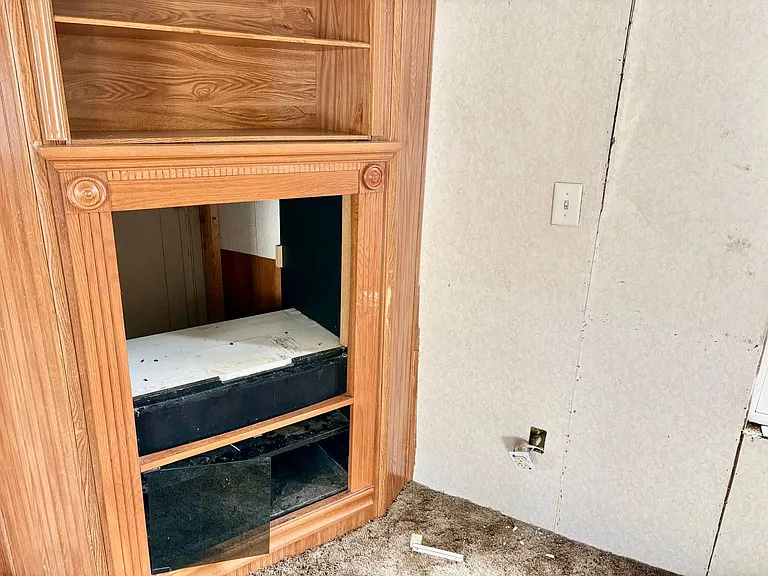 1128 S Gay Ave — Photo 4