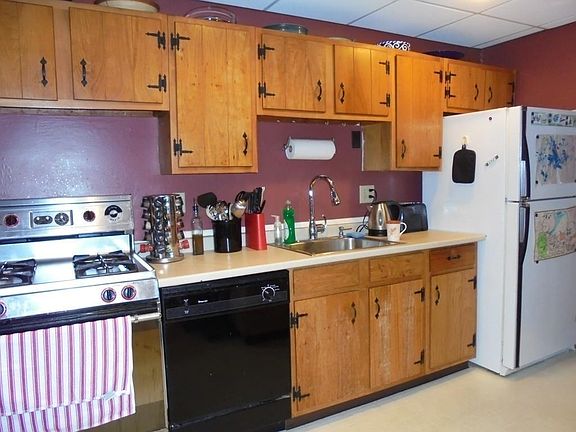 4th image of 16 Lincoln Ct