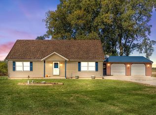 3410 W Wolf Lake Rd, Albion, IN 46701
