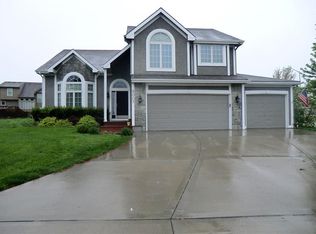 8005 NE 113th St, Kansas City, MO 64157