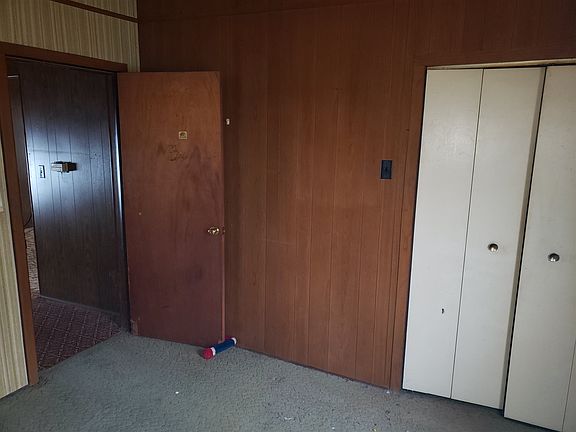 5th image of 4108 W 400 S