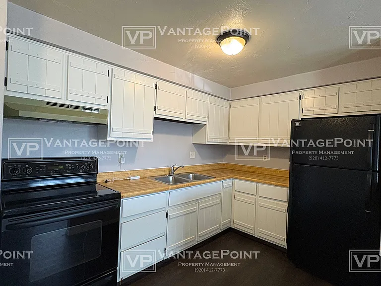 510 Spinnaker Ln — Photo 3