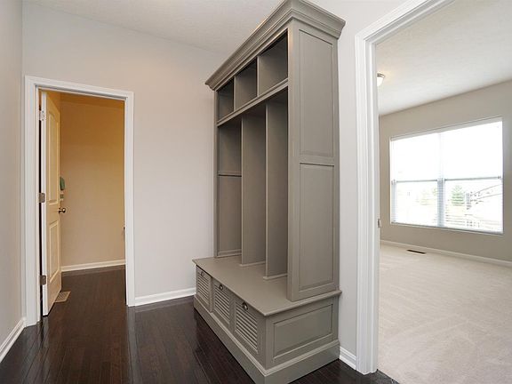 5th image of 7765 Hempston Cir