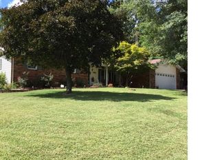 2209 Kim Dr, Vandalia, IL 62471
